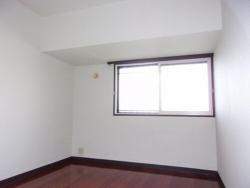 ライオンズマンション十日町　1004